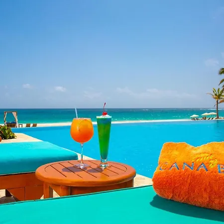 Luxury Condo Coral Bay